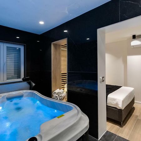 Downtown Marcius Luxury Apartment With Jacuzzi & Sauna Задар Екстериор снимка