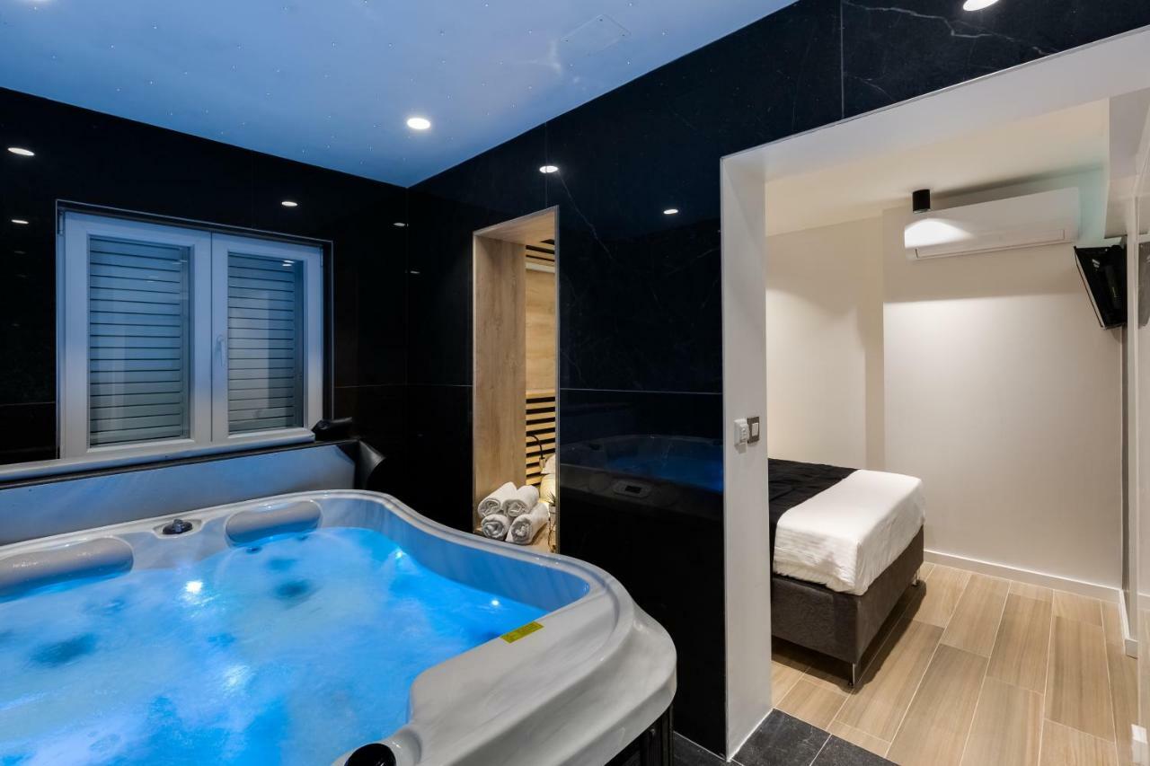 Downtown Marcius Luxury Apartment With Jacuzzi & Sauna Задар Екстериор снимка