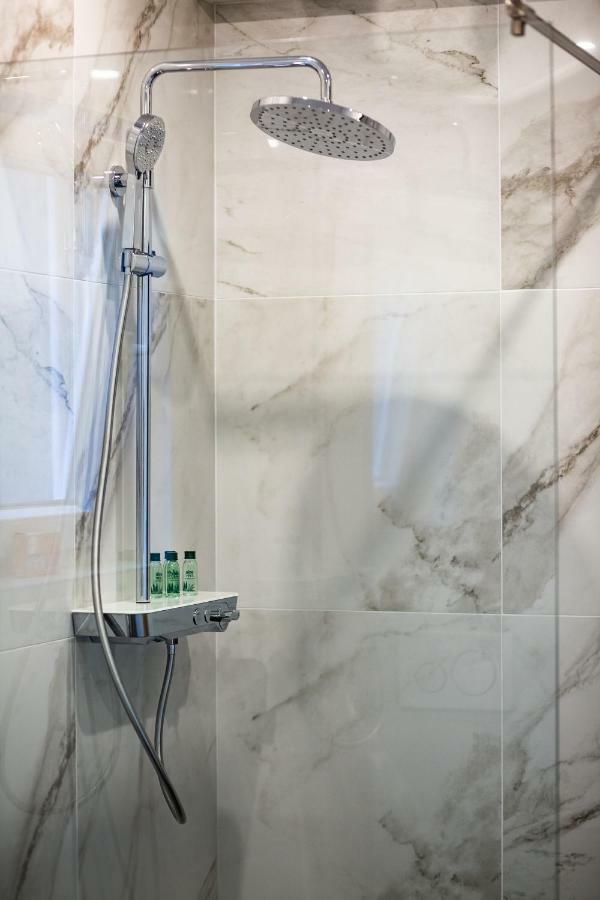 Downtown Marcius Luxury Apartment With Jacuzzi & Sauna Задар Екстериор снимка