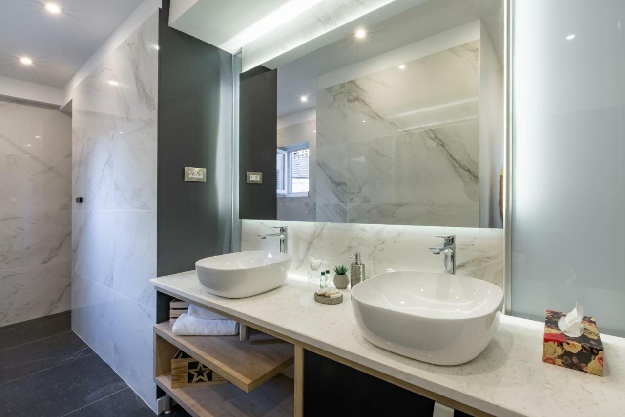 Downtown Marcius Luxury Apartment With Jacuzzi & Sauna Задар Екстериор снимка