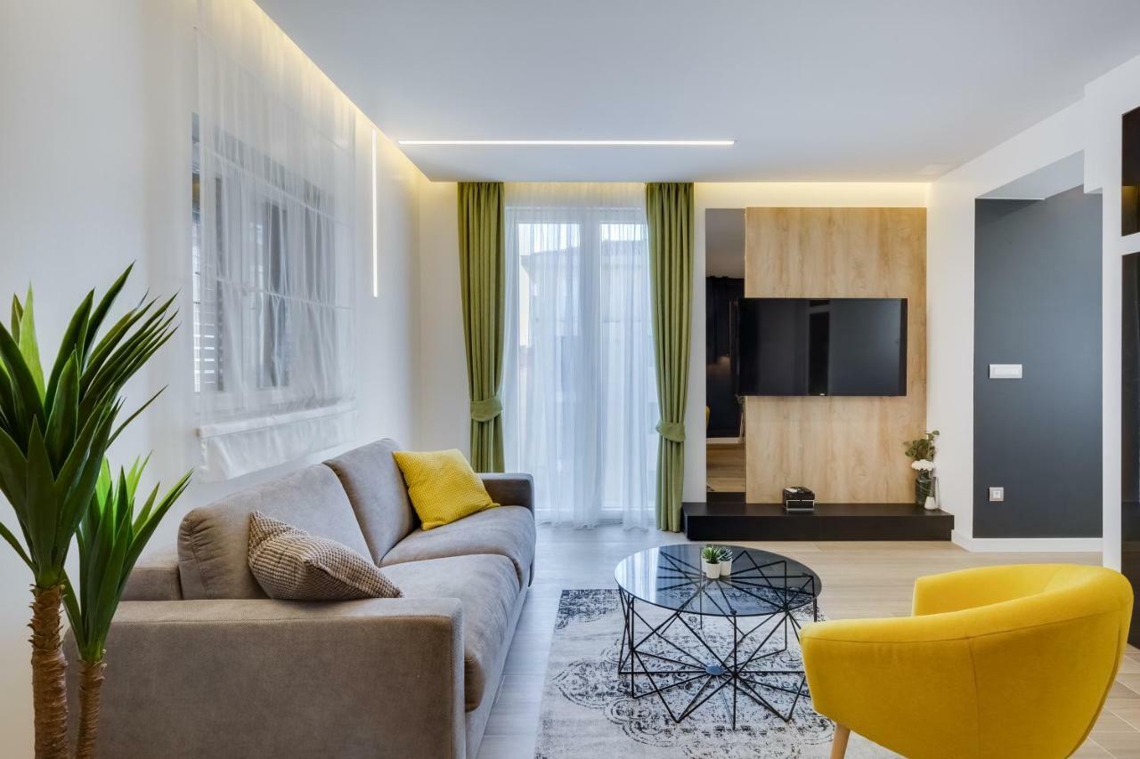 Downtown Marcius Luxury Apartment With Jacuzzi & Sauna Задар Екстериор снимка