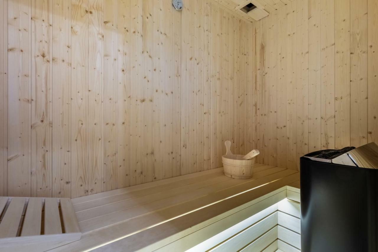 Downtown Marcius Luxury Apartment With Jacuzzi & Sauna Задар Екстериор снимка