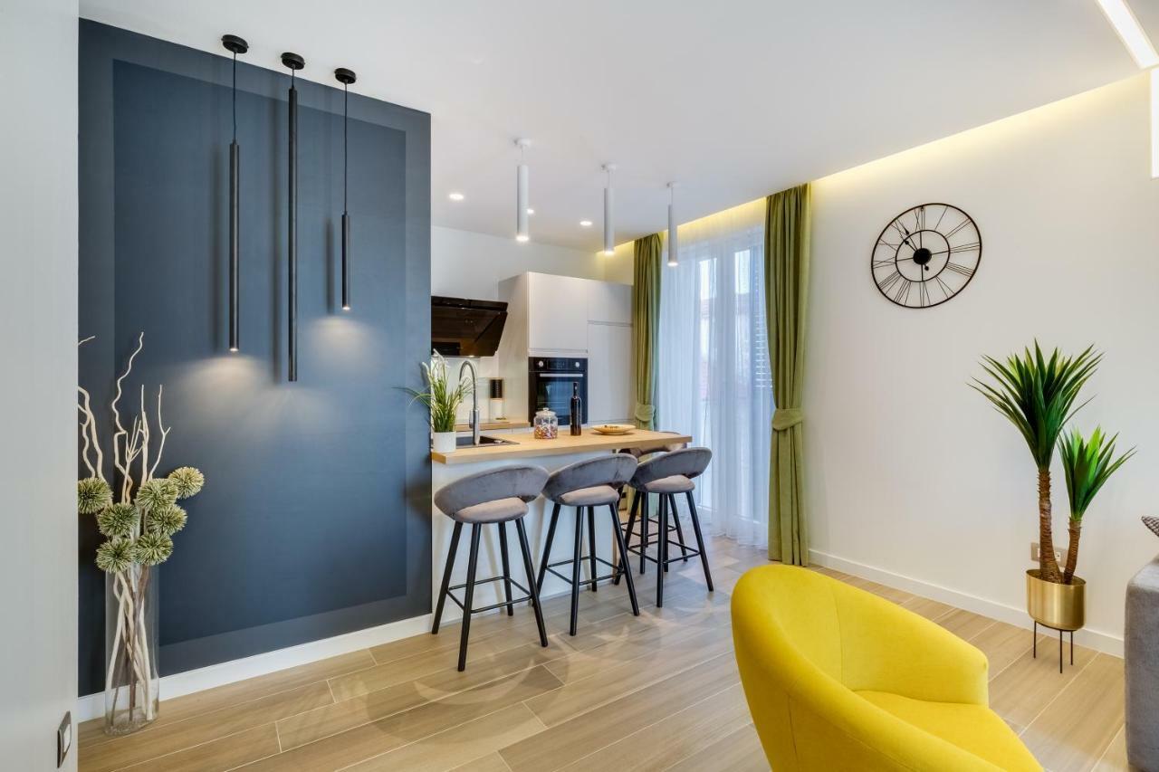 Downtown Marcius Luxury Apartment With Jacuzzi & Sauna Задар Екстериор снимка